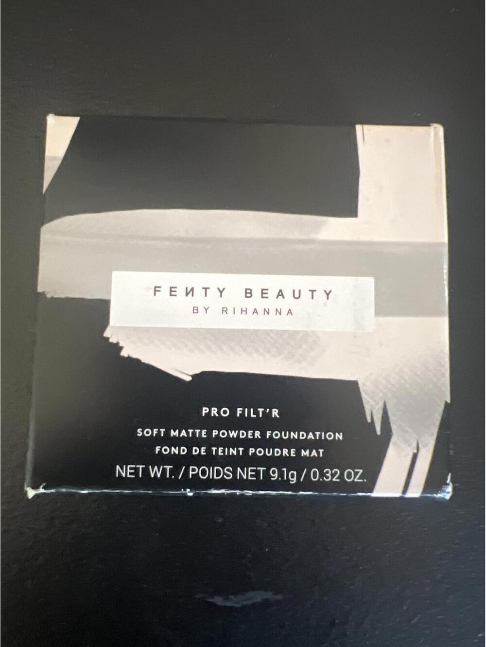 Fenty Beauty by Rihanna - Powder Foundation #240